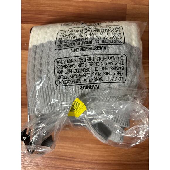 Navy & Gray Colorblock Crewneck Sweater MEDIUM Oversize Soft Boyfriend Zulily - Picture 7 of 8